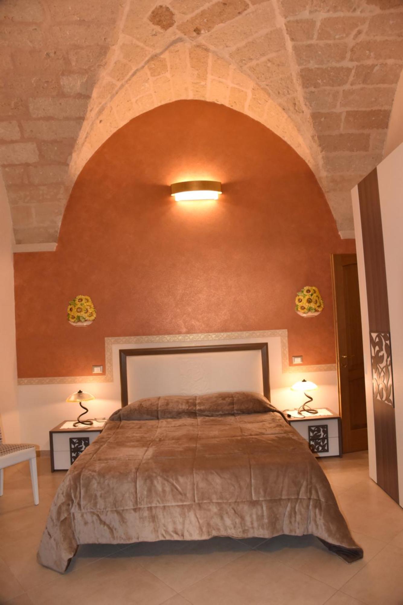הוילה לצ'ה Il Campanile Locazioni Turistiche מראה חיצוני תמונה